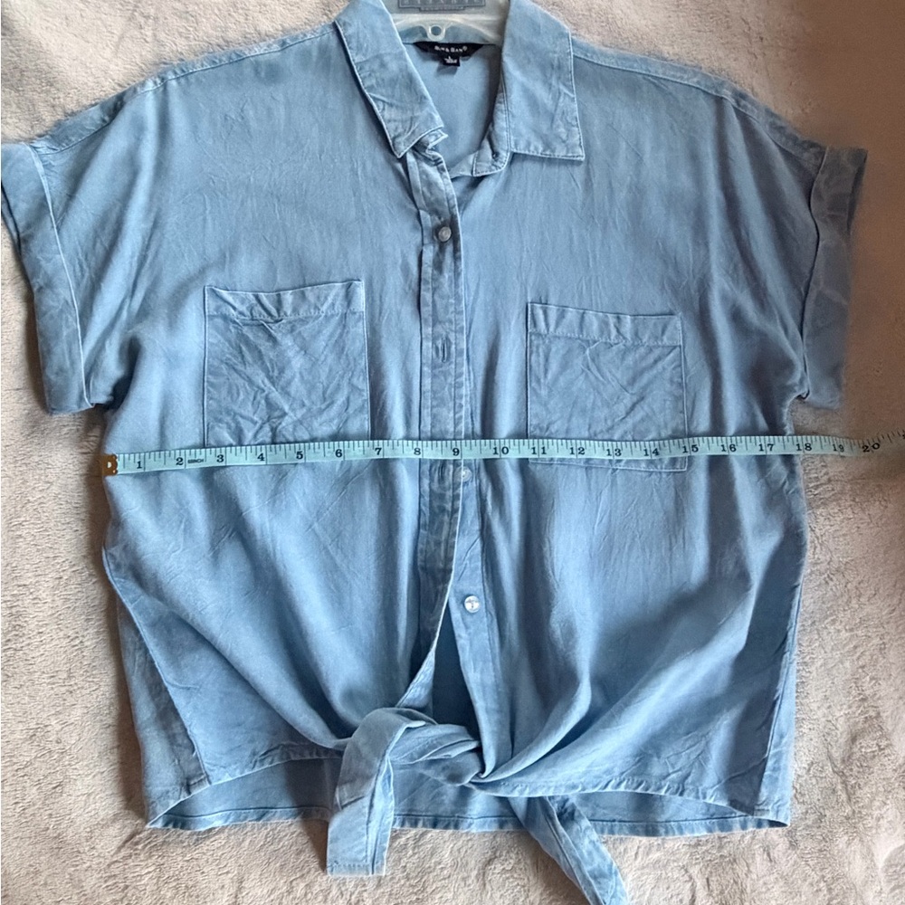Light Blue Casual Women’s slightly cropped Shirt
